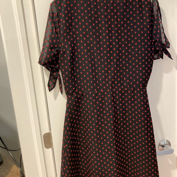 Flirty dress, summer - Picture 5 of 5